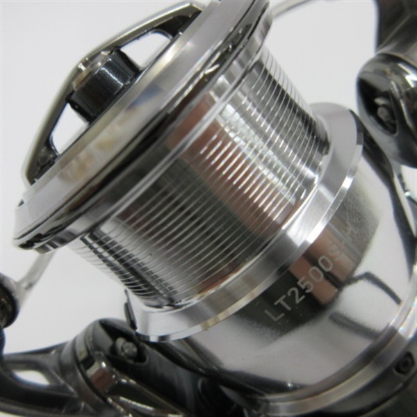 ２２イグジストＬＴ　２５００Ｓ－Ｈ